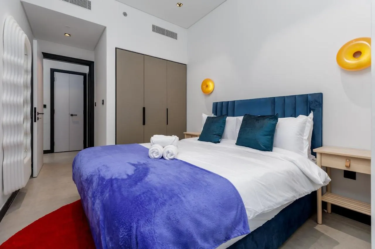 Waves Holiday Homes - Premium 1Br Apartment Overlooking Burj Khalifa Dubai 0*,