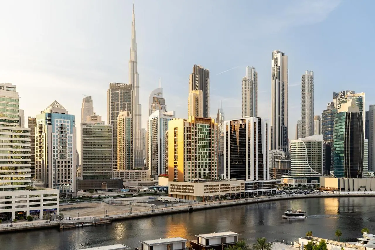 Waves Holiday Homes - Premium 1Br Apartment Overlooking Burj Khalifa Dubai 0*,  United Arab Emirates