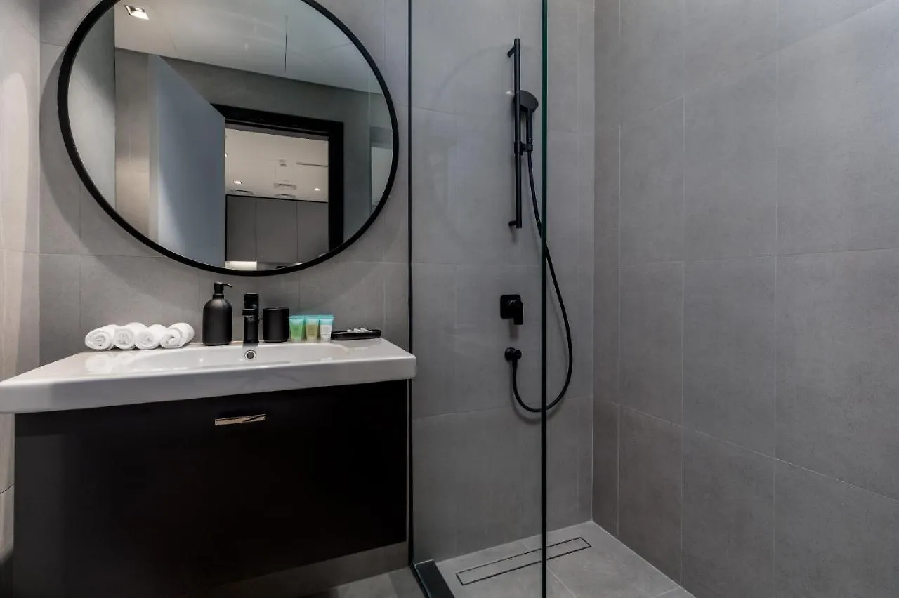Waves Holiday Homes - Premium 1Br Apartment Overlooking Burj Khalifa Dubai 0*,  United Arab Emirates