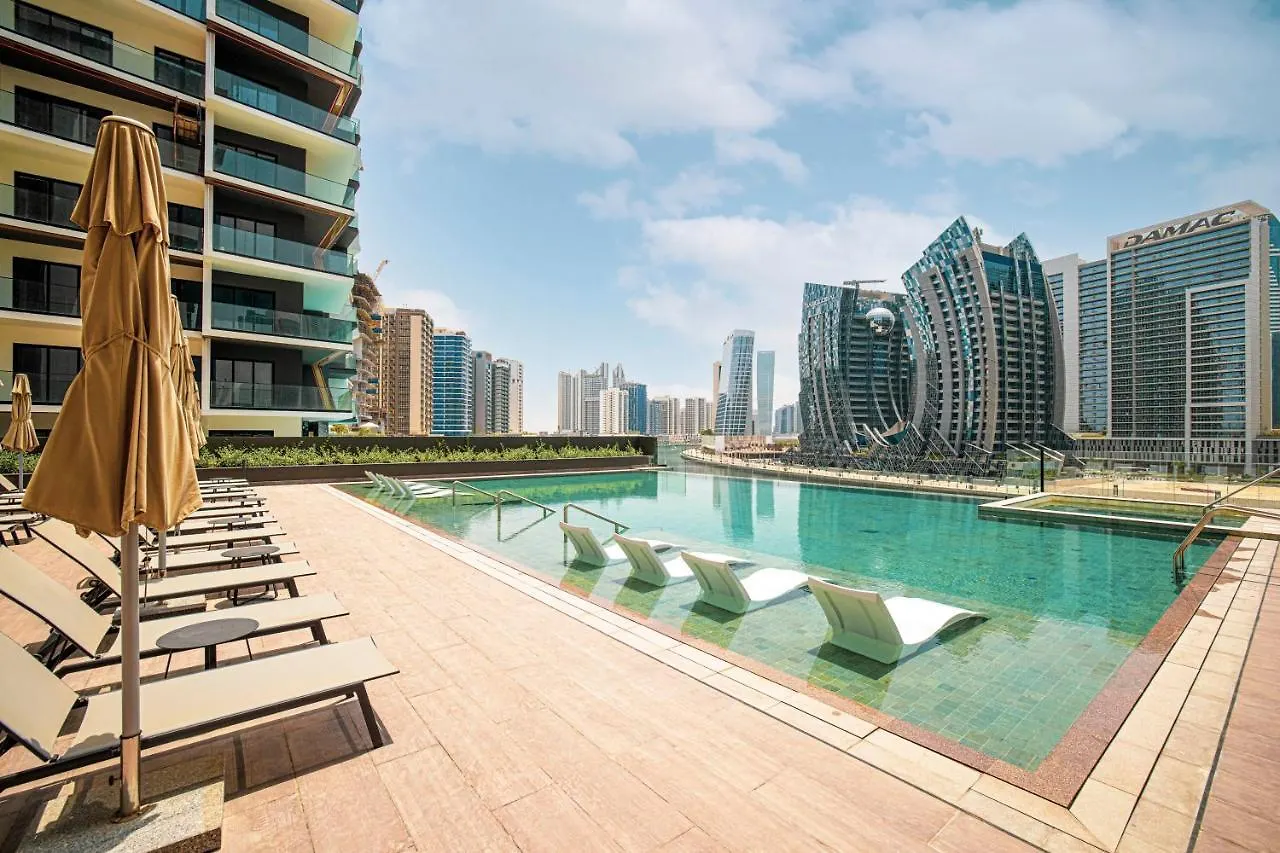 Waves Holiday Homes - Premium 1Br Apartment Overlooking Burj Khalifa Dubai 0*,  United Arab Emirates